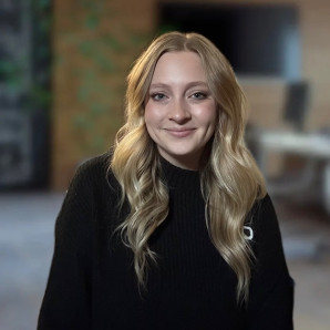 Maddie Streit - Emprise Bank
